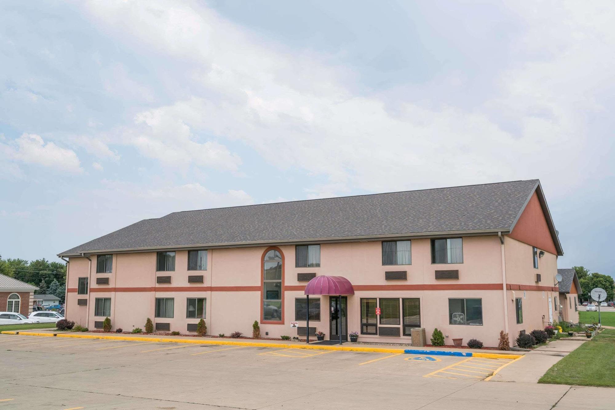 Heartland Hotel & Suites Rock Valley Ngoại thất bức ảnh